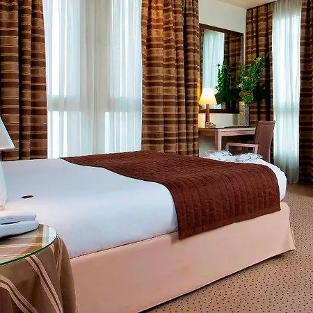 Hotel Le Pera