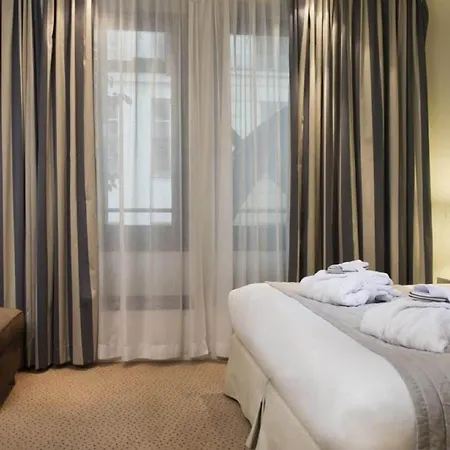 Hotel Le Pera