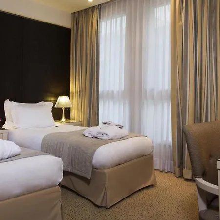 Hotel Le Pera 4*