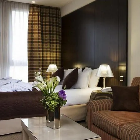 Le Pera Hotel